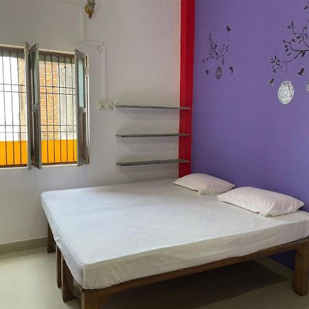 Indra Paying Guest House Varanasi Exteriör bild