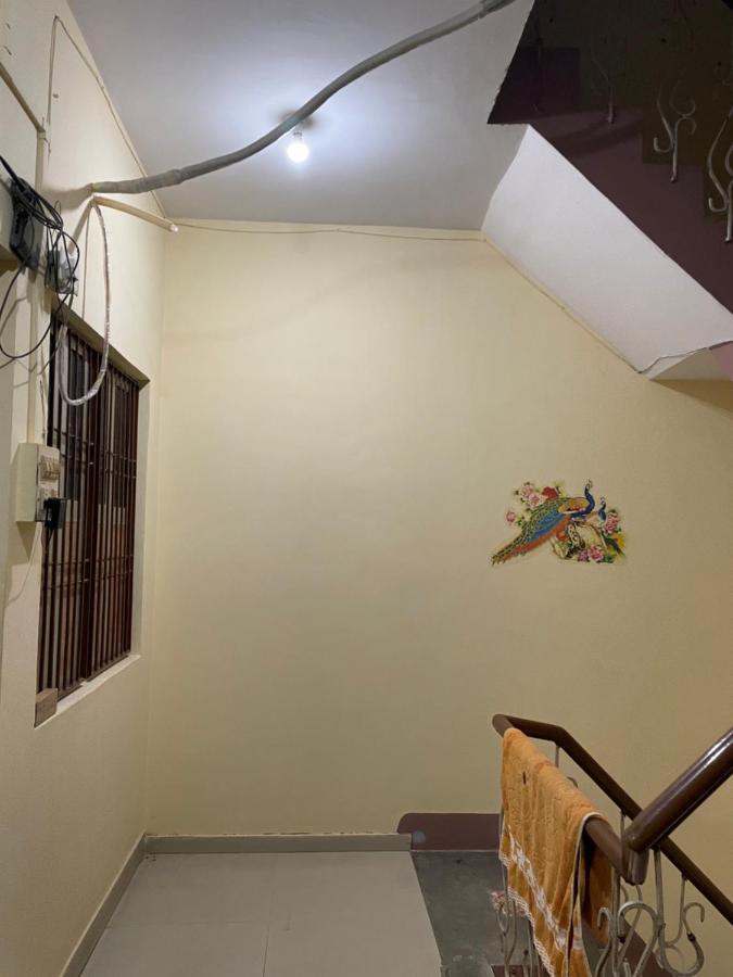 Indra Paying Guest House Varanasi Exteriör bild