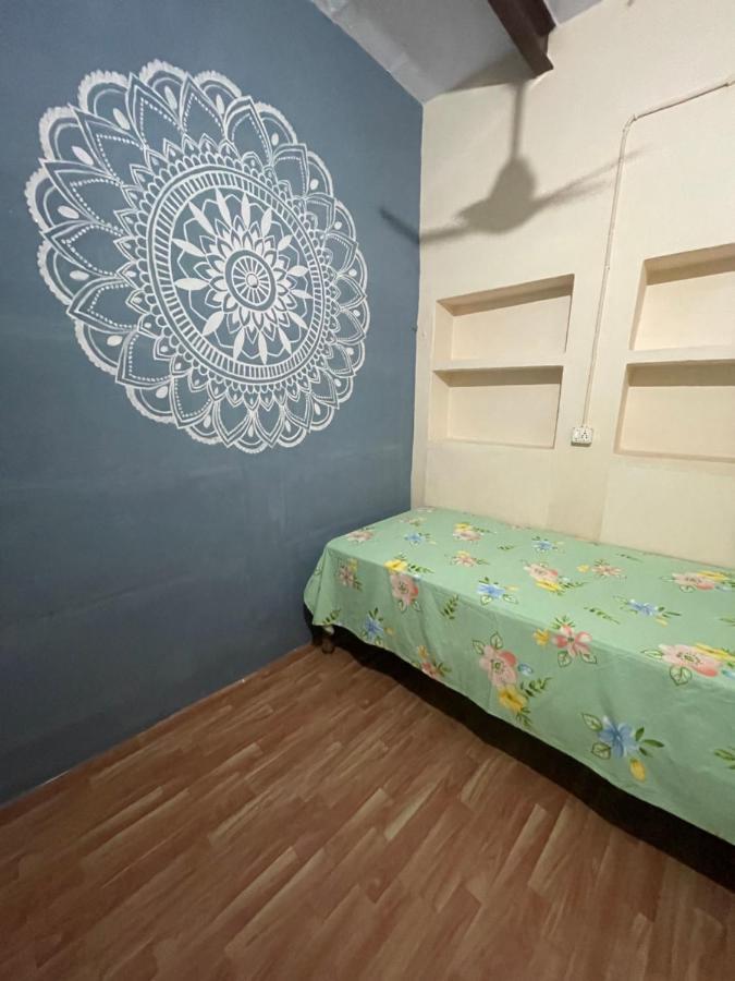 Indra Paying Guest House Varanasi Exteriör bild